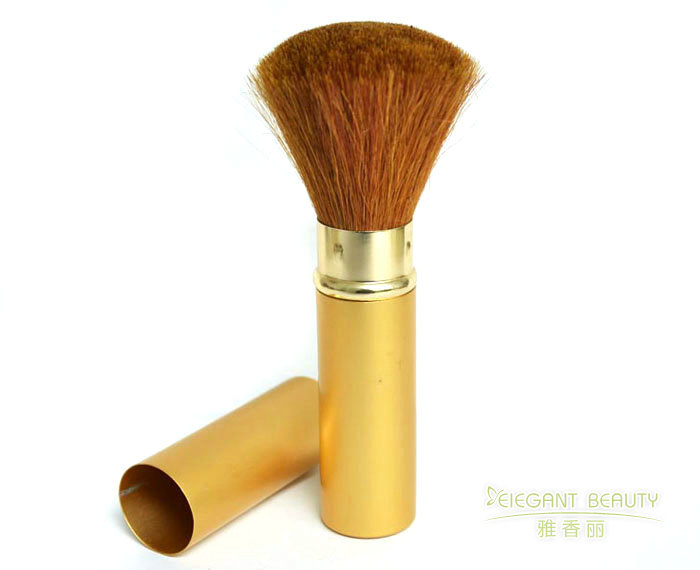 作為化妝刷生產廠家，你們如何確保每一把刷子的質量？